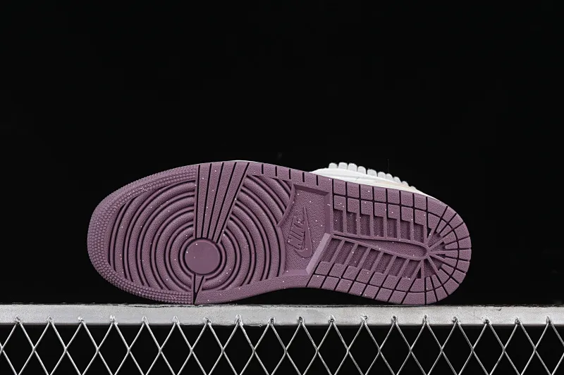 All Categories Air Jordan Jordan Series Basketball Shoes Air Jordan 1 Low Air Jordan 1 Low AJ1 Joe 1 Taro Sweetheart Low-top Retro Cultural Casual Shoes FQ8094-100
